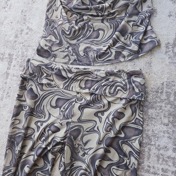 Fashion Nova Camouflage Swirl Print Women's Two Piece Set - Picture 5 of 7